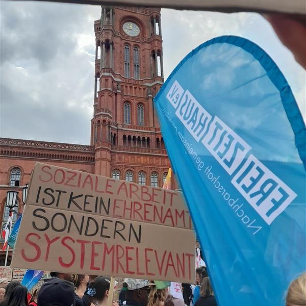 #berlinbleibtsozial
#Berlinbessermachen
#unkürzbar
@kaiwegner.cdu @stefanevers.cdu @canselkiziltepe @katharina.guenther_wuensch @inaczyborra_mda @franziskagiffey @cjgaebler @cdu.fraktion.berlin @cduberlin @spdfraktionberlin @spdberlin @gruenefraktionb @gruene_berlin @dielinkeberlin @regberlin @senfin_b @senasgiva_berlin @senbildjugfam @senwgpg @senkultgz @senjustv @senwienbe @senstadtberlin @seninnsportberlin @senmvkuberlin @cordeliakochb90grn @spdpankow @gruenepankow @cduinpankow @fdp_pankow @linkepankow
@kaiwegner.cdu @stefanevers.cdu @canselkiziltepe @katharina.guenther_wuensch @inaczyborra_mda @franziskagiffey @cjgaebler @cdu.fraktion.berlin @cduberlin @spdfraktionberlin @spdberlin @gruenefraktionb @gruene_berlin @dielinkeberlin @regberlin @senfin_b @senasgiva_berlin @senbildjugfam @senwgpg @senkultgz @senjustv @senwienbe @senstadtberlin @seninnsportberlin @senmvkuberlin @cordeliakochb90grn @spdpankow @gruenepankow @cduinpankow @fdp_pankow @linkepankow
@kaiwegner.cdu @stefanevers.cdu @canselkiziltepe @katharina.guenther_wuensch @inaczyborra_mda @franziskagiffey @cjgaebler @cdu.fraktion.berlin @cduberlin @spdfraktionberlin @spdberlin @gruenefraktionb @gruene_berlin @dielinkeberlin @regberlin @senfin_b @senasgiva_berlin @senbildjugfam @senwgpg @senkultgz @senjustv @senwienbe @senstadtberlin @seninnsportberlin @senmvkuberlin @cordeliakochb90grn @spdpankow @gruenepankow @cduinpankow @fdp_pankow @linkepankow