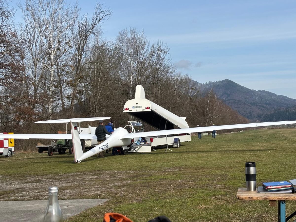 Diesjähriger Arbeitseinsatz mit Jahresnachprüfung.🪓✈️
