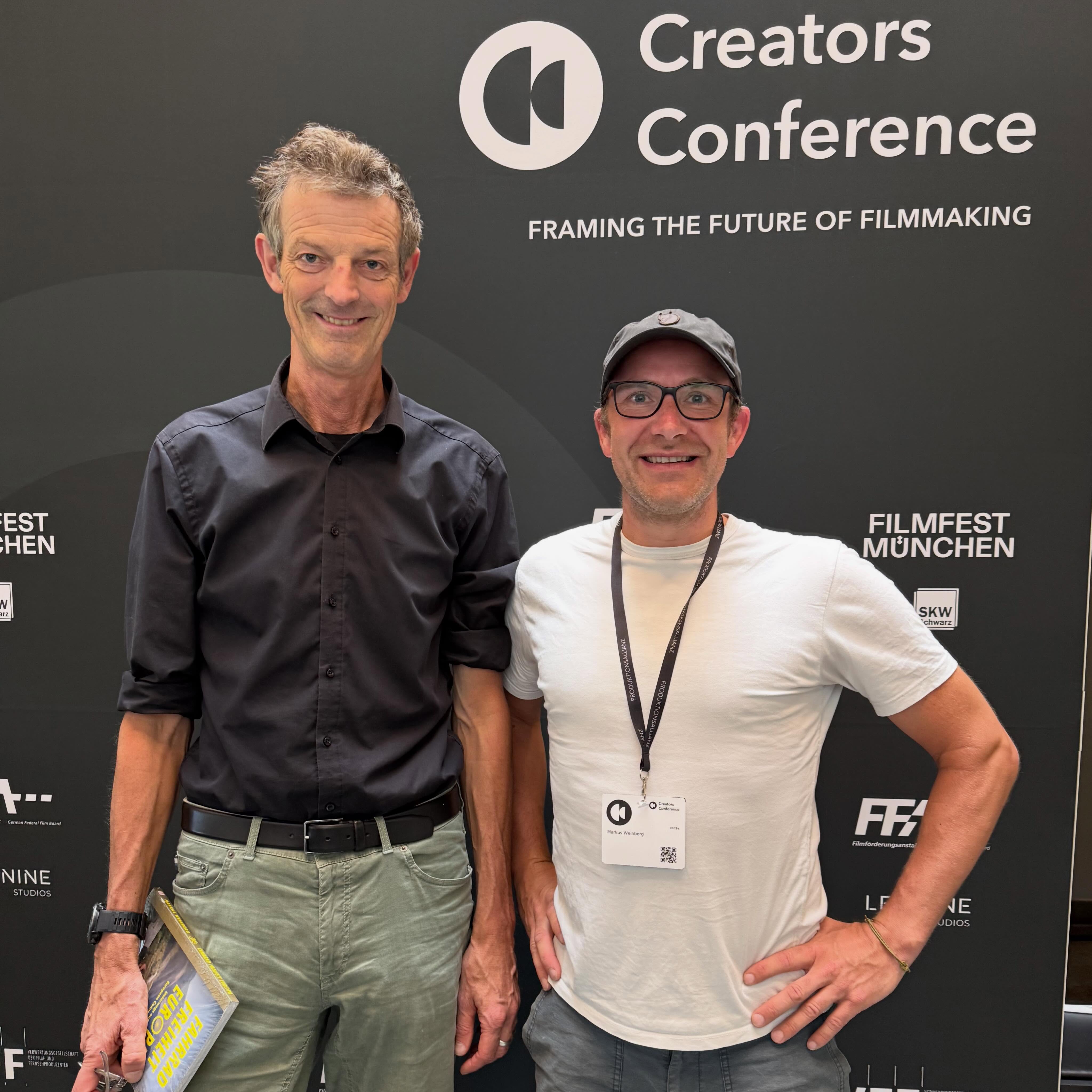 What’s about KI im Filmgeschäft?
Ein Tag voller Input. Die Deutsche Produzentenlandschaft beim @filmfestmunich zur Creators Conference by @produktionsallianz
.
Im Bild mit Daniel Sponsel (HFF) - bei ihm liefen damals meine Filme „Die Mission der Lifeline“ und „Das Limit bin nur ich“ auf dem @dokfest München.